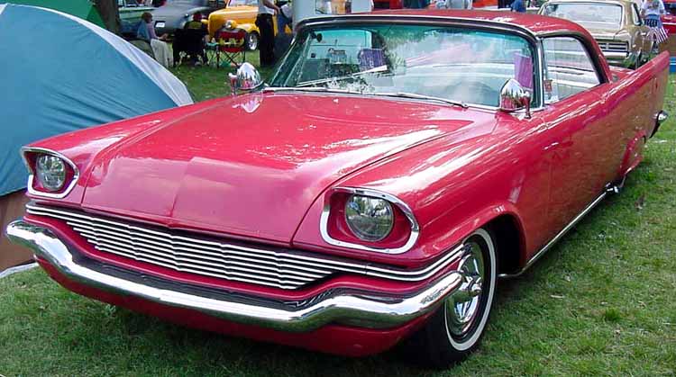 57 Chrysler 2dr Hardtop Custom