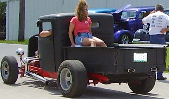 32 Ford Hiboy Chopped Pickup