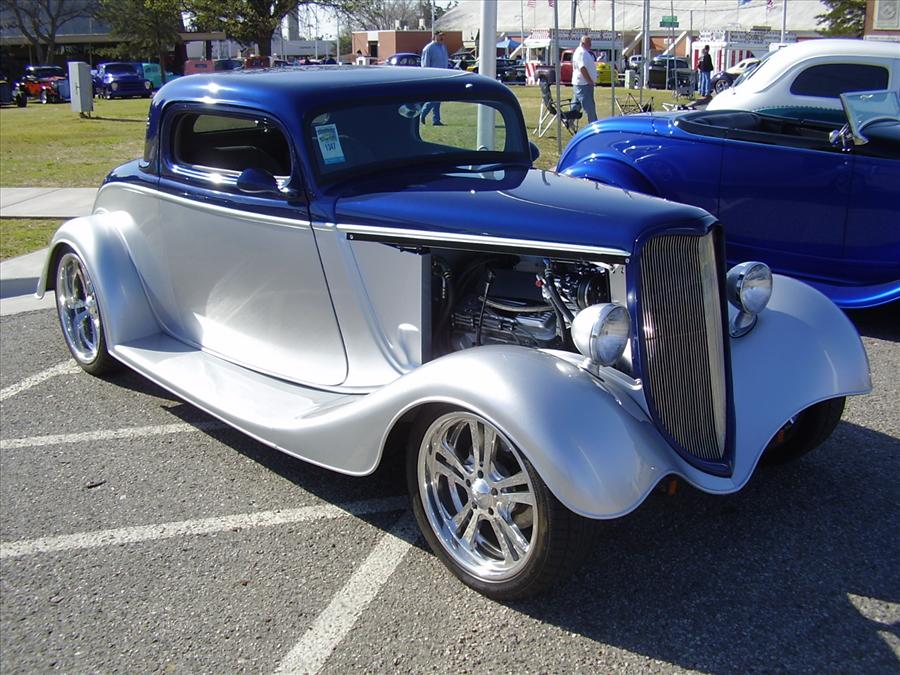 33 Ford Chopped 3W Coupe